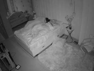 voyeurcam-casa-salsa-bedroom-2