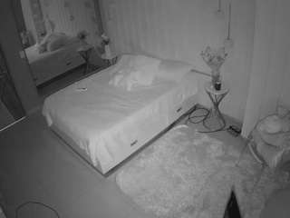 voyeurcam-casa-salsa-bedroom-2