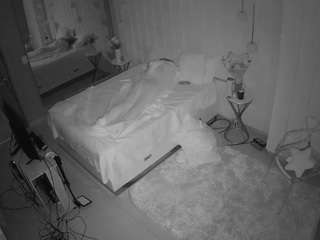 voyeurcam-casa-salsa-bedroom-2