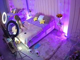 voyeurcam-casa-salsa-bedroom-2