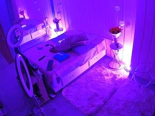 voyeurcam-casa-salsa-bedroom-2