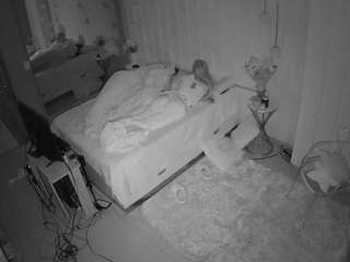 voyeurcam-casa-salsa-bedroom-2