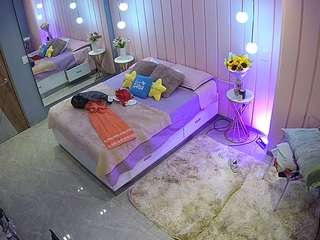voyeurcam-casa-salsa-bedroom-2
