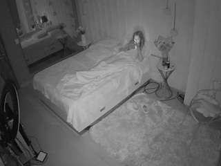 voyeurcam-casa-salsa-bedroom-2