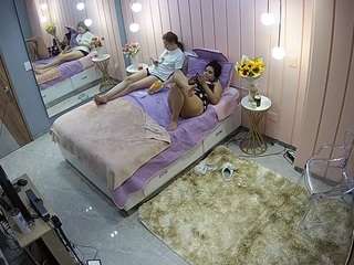 voyeurcam-casa-salsa-bedroom-2