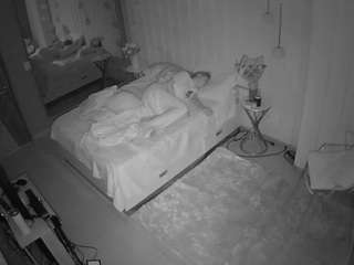 voyeurcam-casa-salsa-bedroom-2