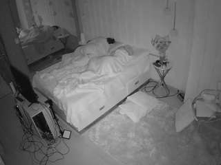 voyeurcam-casa-salsa-bedroom-2