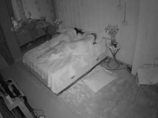 voyeurcam-casa-salsa-bedroom-2