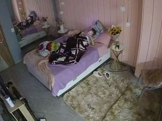 voyeurcam-casa-salsa-bedroom-2