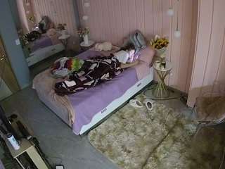 voyeurcam-casa-salsa-bedroom-2