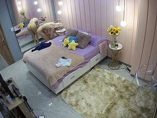 voyeurcam-casa-salsa-bedroom-2