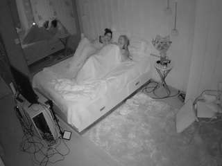 voyeurcam-casa-salsa-bedroom-2