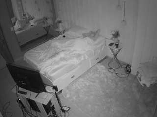 voyeurcam-casa-salsa-bedroom-2