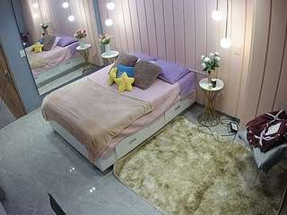 voyeurcam-casa-salsa-bedroom-2