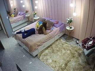 voyeurcam-casa-salsa-bedroom-2