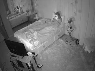 voyeurcam-casa-salsa-bedroom-2