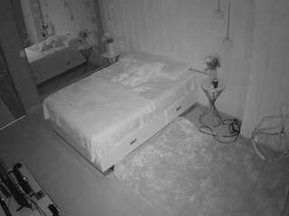 voyeurcam-casa-salsa-bedroom-2