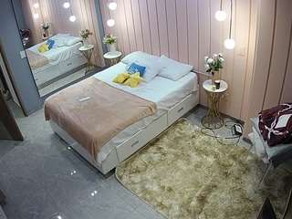 voyeurcam-casa-salsa-bedroom-2