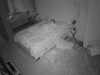 voyeurcam-casa-salsa-bedroom-2