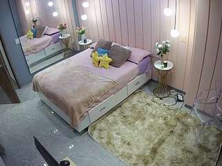 voyeurcam-casa-salsa-bedroom-2