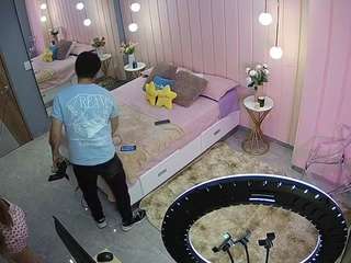 voyeurcam-casa-salsa-bedroom-2
