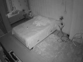 voyeurcam-casa-salsa-bedroom-2