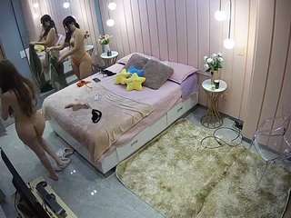 voyeurcam-casa-salsa-bedroom-2
