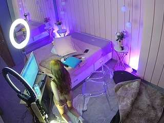 voyeurcam-casa-salsa-bedroom-2