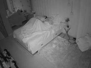 voyeurcam-casa-salsa-bedroom-2