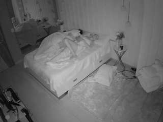 voyeurcam-casa-salsa-bedroom-2