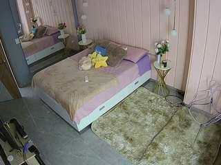 voyeurcam-casa-salsa-bedroom-2