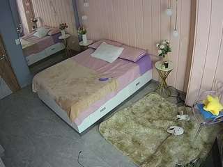 voyeurcam-casa-salsa-bedroom-2