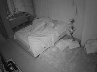 voyeurcam-casa-salsa-bedroom-2 camsoda