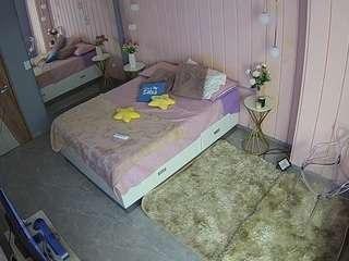 voyeurcam-casa-salsa-bedroom-2