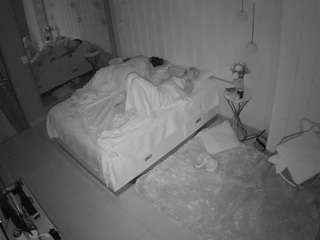 voyeurcam-casa-salsa-bedroom-2