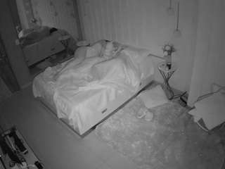 voyeurcam-casa-salsa-bedroom-2