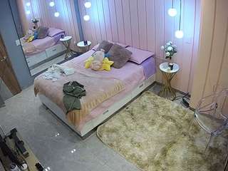 voyeurcam-casa-salsa-bedroom-2