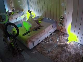 voyeurcam-casa-salsa-bedroom-2
