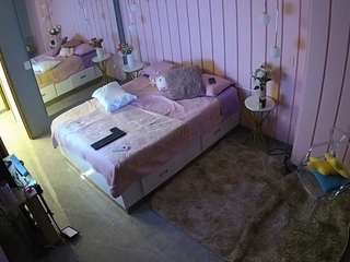 voyeurcam-casa-salsa-bedroom-2