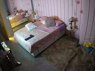 voyeurcam-casa-salsa-bedroom-2