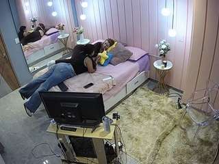 voyeurcam-casa-salsa-bedroom-2