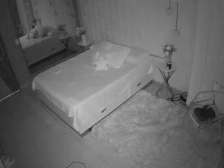 voyeurcam-casa-salsa-bedroom-2