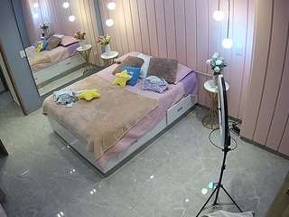 voyeurcam-casa-salsa-bedroom-2
