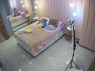 voyeurcam-casa-salsa-bedroom-2
