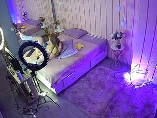 voyeurcam-casa-salsa-bedroom-2