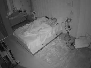 voyeurcam-casa-salsa-bedroom-2
