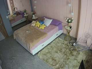 voyeurcam-casa-salsa-bedroom-2