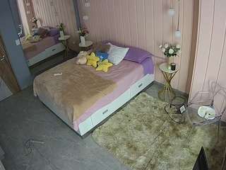 voyeurcam-casa-salsa-bedroom-2