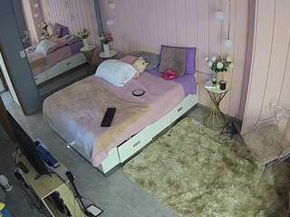voyeurcam-casa-salsa-bedroom-2