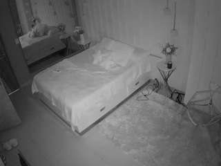 voyeurcam-casa-salsa-bedroom-2